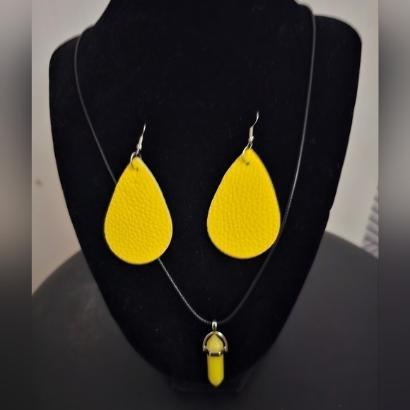 Jewelry - Yellow -Bullet Gemstone Necklace &  Leatherlike Earrings Set